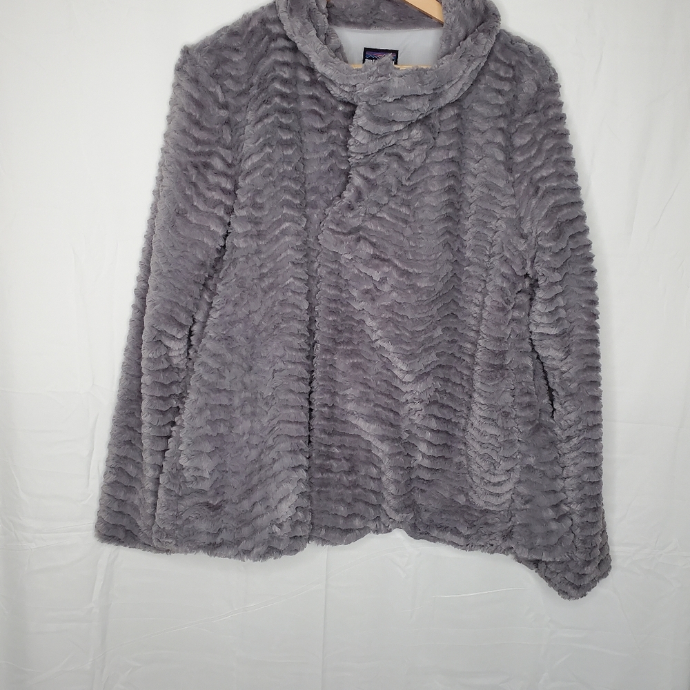 Patagonia Pelage Jacket in Gray